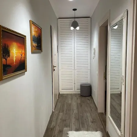 Oslo Rruga Bardhyl Apartament Apartment